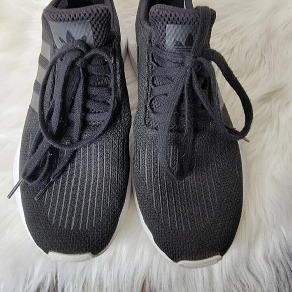 Adidas Swift Run Rf Core Black And Grey Shoes Men's sz 8 Sporty Gym - Picture 5 of 10